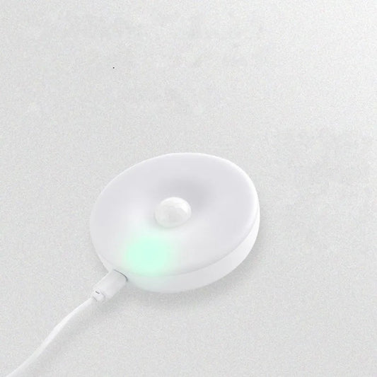 Luminária LED recarregável com sensor de movimento. Foto 2 do produto.