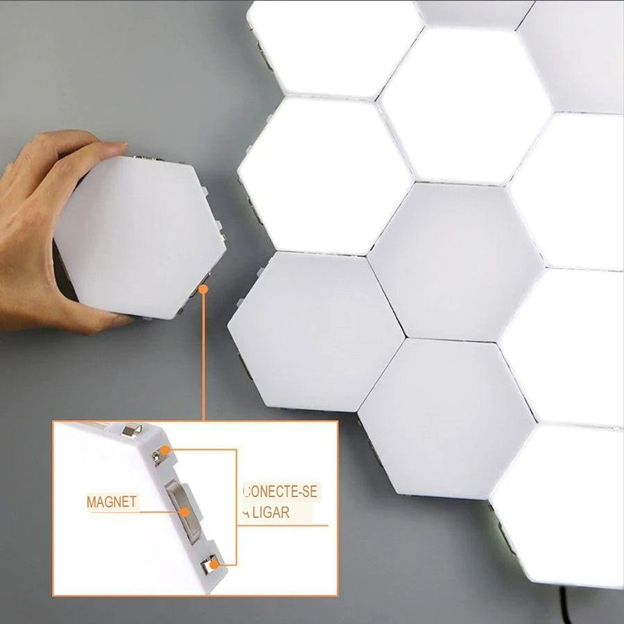 Luminária LED hexagonal modular com acionamento por toque. Foto 5 do produto.