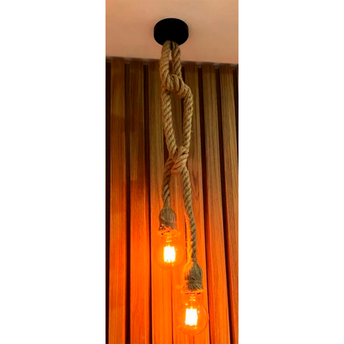 Luminária pendente em estilo rústico. Foto 5 do produto.