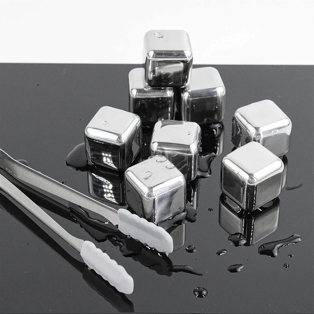 Cubos de aço inox para bebidas com pegador, kit de 8. Foto 2 do produto.