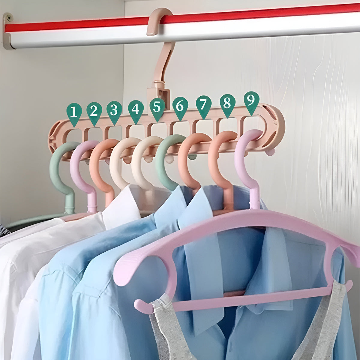 Organizador de cabides, bolsas e gravatas. Foto 4 do produto.