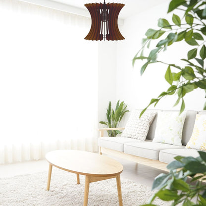 Luminária pendente Curva em MDF, Cor: Marrom. Foto 2 do produto.