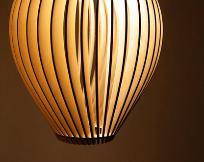 Luminária pendente Malvinas em MDF, Cor: MDF cru. Foto 2 do produto.