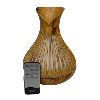 Difusor e umidificador com LED e controle remoto, 500 ml, marfim. Foto 3 do produto.