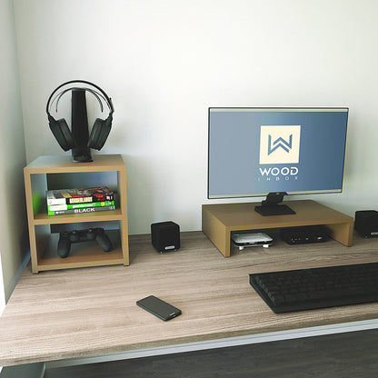 Base amadeirada para monitor sobre a mesa — vista 3